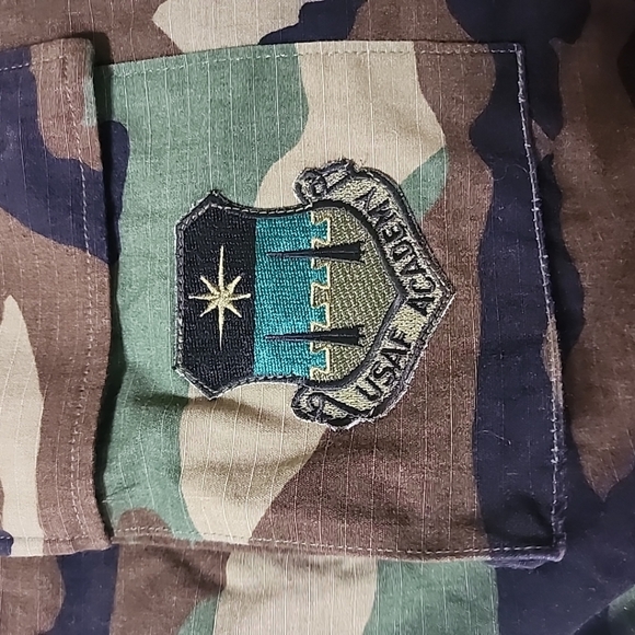 Air Force Issued Top Men Small Short Woodland Camo Button Up Shirt Long Sleeve - Picture 3 of 13